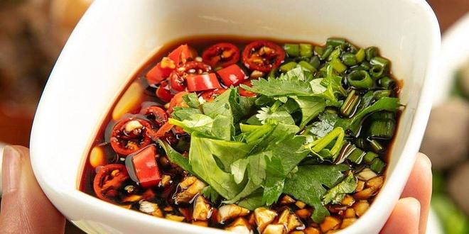 把的香料是大忌四个关键让汤清肉烂！麻将胡了游戏制作好吃的清炖牛腩大(图4)