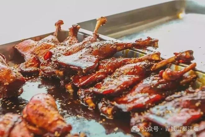 都江堰(吃好玩好这一篇就够了!)PG电子游戏麻将胡了国庆中秋玩转(图13) 都江堰(吃好玩好这一篇就够了!)PG电子游戏麻将胡了国庆中秋玩转(图13)